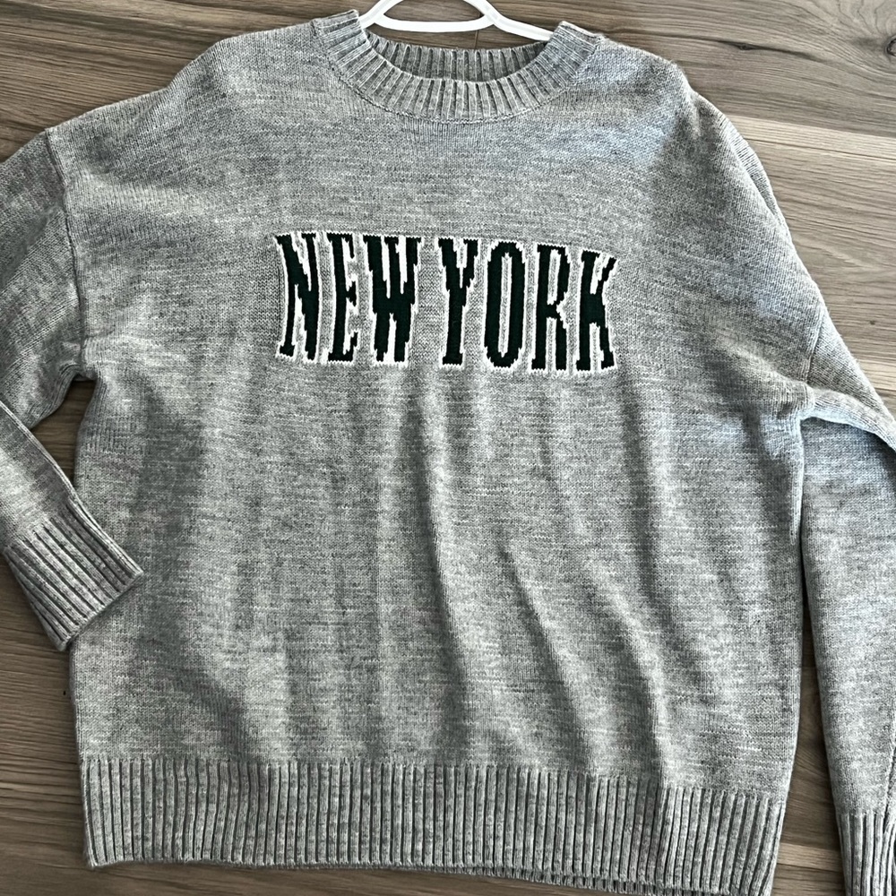 New York crewneck